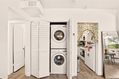 Immobilier commercial à vendre à Gainesville, Floride: 4 chambres, 142.14 m2 № 2360598 - photo 25