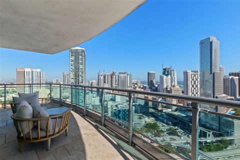 Снять в аренду кондоминиум в Майами, Флорида 3 спальни, 128.67м2, № 2005365 - фото 20