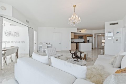 Снять в аренду кондоминиум в Майами, Флорида 3 спальни, 128.67м2, № 2005365 - фото 10