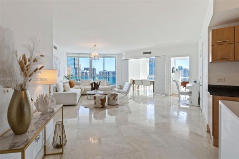 Снять в аренду кондоминиум в Майами, Флорида 3 спальни, 128.67м2, № 2005365 - фото 6