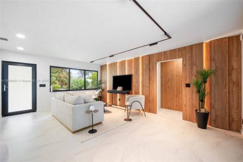 House in Fort Lauderdale, Florida 4 bedrooms, 179.49 sq.m. № 1921603 - photo 7