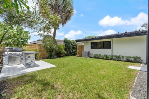House in Fort Lauderdale, Florida 4 bedrooms, 179.49 sq.m. № 1921603 - photo 26