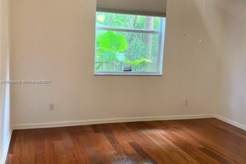 Снять в аренду кондоминиум в Дания-Бич, Флорида 2 спальни, 107.95м2, № 2065323 - фото 12