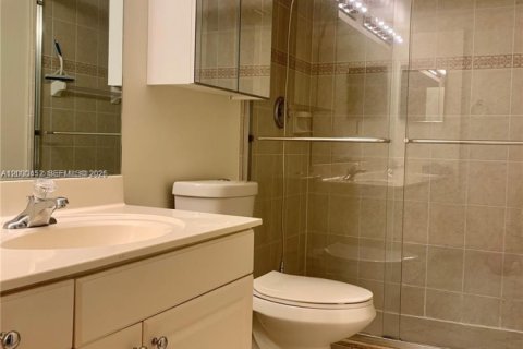 Снять в аренду кондоминиум в Дания-Бич, Флорида 2 спальни, 107.95м2, № 2065323 - фото 19