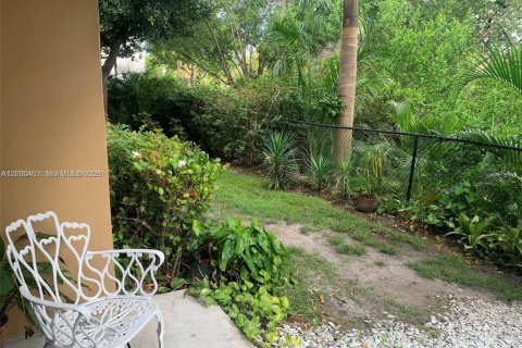 Снять в аренду кондоминиум в Дания-Бич, Флорида 2 спальни, 107.95м2, № 2065323 - фото 6