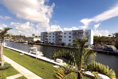 Condominio en venta en North Miami Beach, Florida, 1 dormitorio, 63.55 m2 № 1788518 - foto 15
