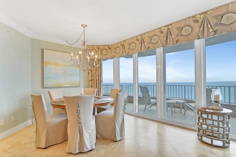 Copropriété à vendre à Juno Beach, Floride: 3 chambres, 259.38 m2 № 2182874 - photo 10
