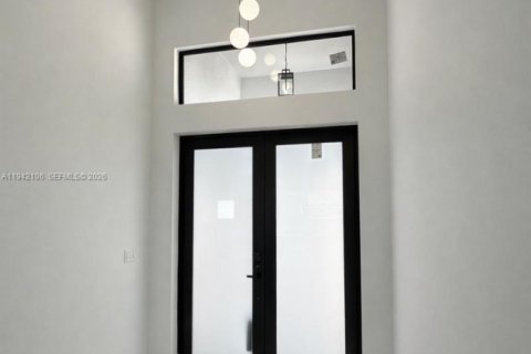 Villa ou maison à vendre à Cape Coral, Floride: 4 chambres, 179.39 m2 № 1999061 - photo 27