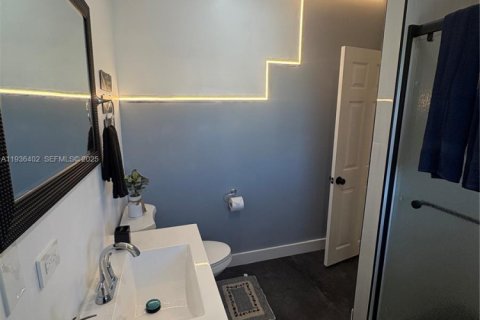 Apartamento en alquiler en Miami, Florida, 1 dormitorio, 67.63 m2 № 1994365 - foto 17