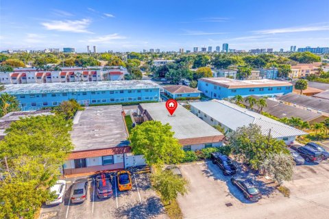 Commercial property in Pompano Beach, Florida 264.68 sq.m. № 2010702 - photo 6