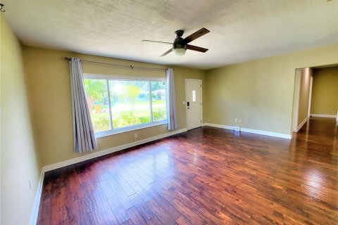 House in Clearwater, Florida 3 bedrooms, 124.12 sq.m. № 1810512 - photo 7