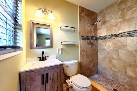 House in Clearwater, Florida 3 bedrooms, 124.12 sq.m. № 1810512 - photo 17