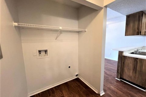 Appartement à louer à Brandon, Floride: 2 chambres, 90.49 m2 № 1768974 - photo 7