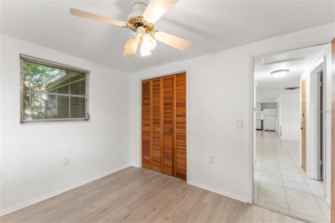 House in New Port Richey, Florida 2 bedrooms, 101.08 sq.m. № 1886010 - photo 17