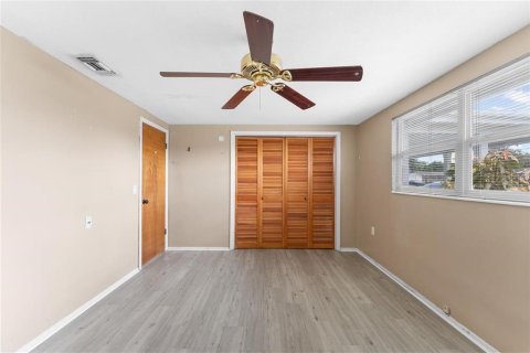 House in New Port Richey, Florida 2 bedrooms, 101.08 sq.m. № 1886010 - photo 21