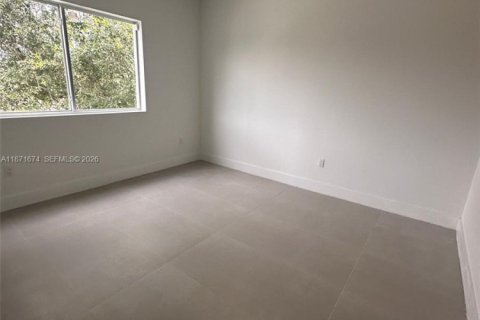 House in Fort Lauderdale, Florida 3 bedrooms № 2194795 - photo 13