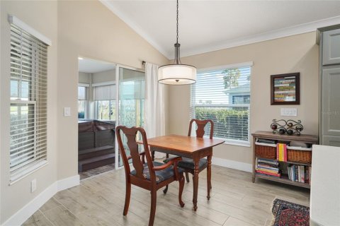 House in The Villages, Florida 3 bedrooms, 188.41 sq.m. № 1539449 - photo 23