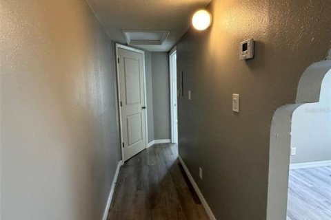 Appartement à louer à Tarpon Springs, Floride: 1 chambre, 60.39 m2 № 2415513 - photo 9