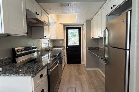 Appartement à louer à Tarpon Springs, Floride: 1 chambre, 60.39 m2 № 2415513 - photo 5