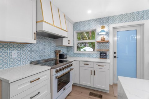 Immobilier commercial à vendre à Ocean Ridge, Floride: 171.31 m2 № 2077776 - photo 30