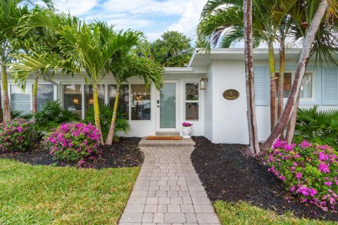 Immobilier commercial à vendre à Ocean Ridge, Floride: 171.31 m2 № 2077776 - photo 3