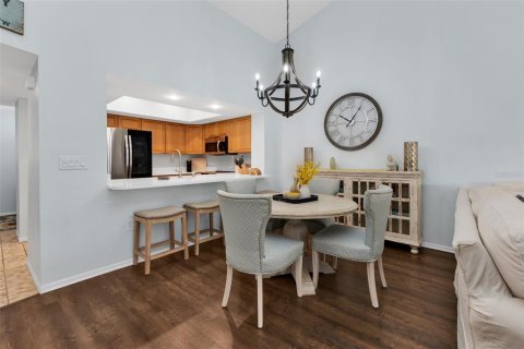 Copropriété à vendre à Sarasota, Floride: 2 chambres, 119.19 m2 № 2225781 - photo 16