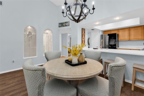 Copropriété à vendre à Sarasota, Floride: 2 chambres, 119.19 m2 № 2225781 - photo 22