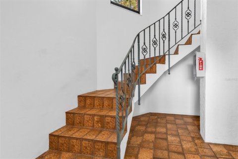 Copropriété à vendre à Sarasota, Floride: 2 chambres, 119.19 m2 № 2225781 - photo 7