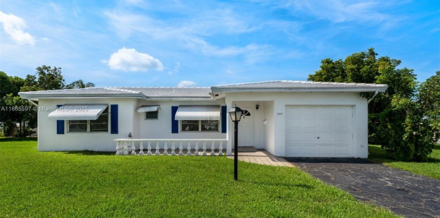 Casa en Pompano Beach, Florida 2 dormitorios, 117.06 m2 № 1896526