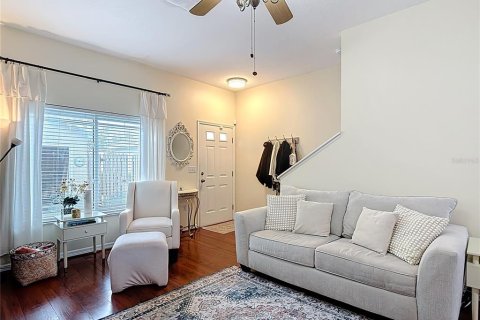 Touwnhouse à vendre à Tampa, Floride: 2 chambres, 97.92 m2 № 1902640 - photo 18