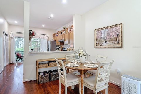 Touwnhouse à vendre à Tampa, Floride: 2 chambres, 97.92 m2 № 1902640 - photo 13