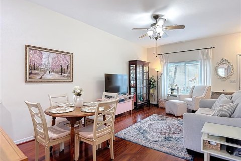 Touwnhouse à vendre à Tampa, Floride: 2 chambres, 97.92 m2 № 1902640 - photo 15