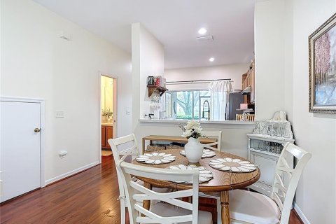 Touwnhouse à vendre à Tampa, Floride: 2 chambres, 97.92 m2 № 1902640 - photo 16