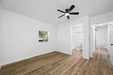 House in Lakeland, Florida 3 bedrooms, 95.22 sq.m. № 2210912 - photo 13