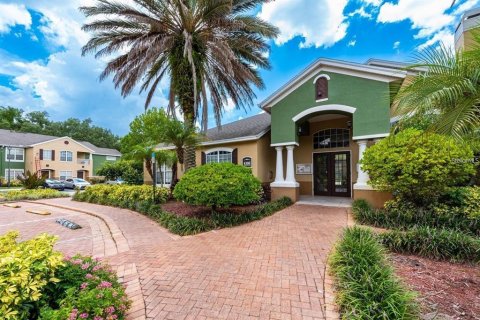 Condo in Orlando, Florida, 3 bedrooms  № 2202515 - photo 24