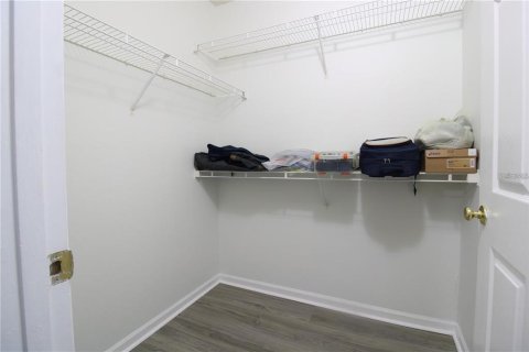 Condo in Orlando, Florida, 3 bedrooms  № 2202515 - photo 17