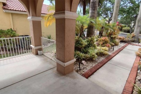 Casa en alquiler en Weston, Florida, 5 dormitorios, 237.83 m2 № 2075036 - foto 2