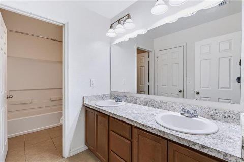 Villa ou maison à vendre à Sanford, Floride: 5 chambres, 269.79 m2 № 2394305 - photo 20