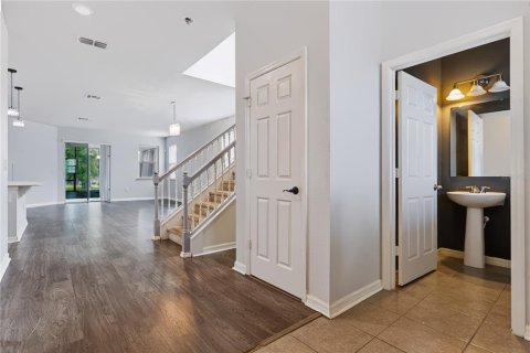 Villa ou maison à vendre à Sanford, Floride: 5 chambres, 269.79 m2 № 2394305 - photo 2