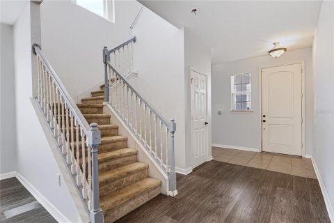 Villa ou maison à vendre à Sanford, Floride: 5 chambres, 269.79 m2 № 2394305 - photo 3