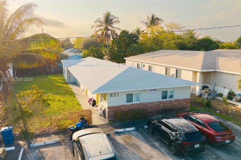 Снять в аренду виллу или дом в Форт-Лодердейл, Флорида 1 спальня, № 2031592 - фото 15