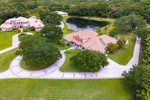Casa en Davie, Florida 5 dormitorios, 464.51 m2 № 2243171