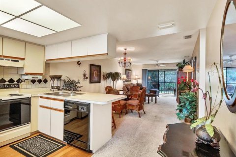 Copropriété à louer à Sarasota, Floride: 2 chambres, 91.32 m2 № 2113285 - photo 10