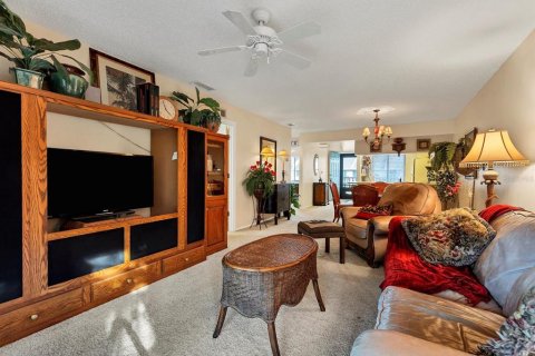 Copropriété à louer à Sarasota, Floride: 2 chambres, 91.32 m2 № 2113285 - photo 13