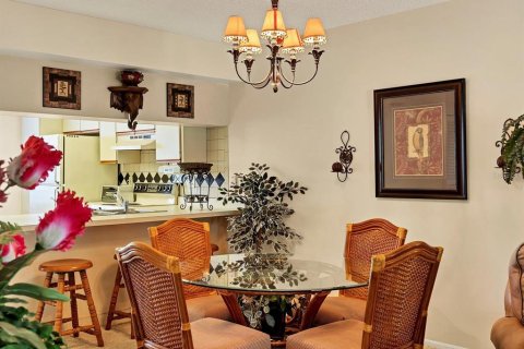 Copropriété à louer à Sarasota, Floride: 2 chambres, 91.32 m2 № 2113285 - photo 9