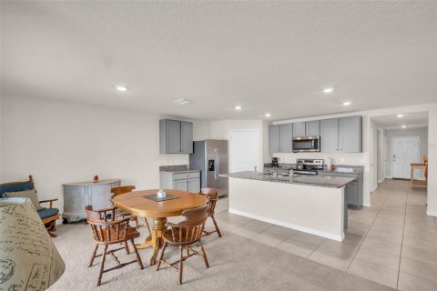 Casa en venta en Zephyrhills, Florida, 4 dormitorios, 171.5 m2 № 1793836 - foto 25