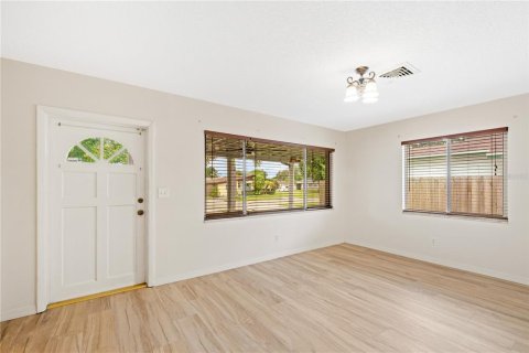 Villa ou maison à vendre à Saint Petersburg, Floride: 3 chambres, 125.98 m2 № 2398356 - photo 5