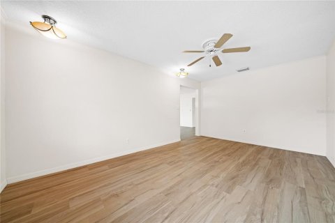Villa ou maison à vendre à Saint Petersburg, Floride: 3 chambres, 125.98 m2 № 2398356 - photo 23