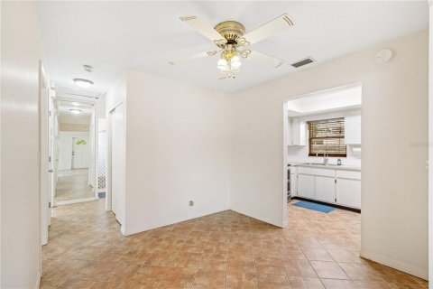 Villa ou maison à vendre à Saint Petersburg, Floride: 3 chambres, 125.98 m2 № 2398356 - photo 8