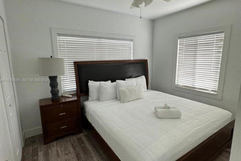 Villa ou maison à louer à Miami, Floride: 3 chambres, 104.7 m2 № 2046352 - photo 7